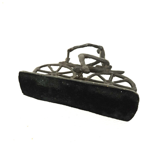 Vtg Brutalist Cast Iron Metalwork Cyclist Bicycle Sculpture Bookend Decor *READ* - Picture 9 of 11